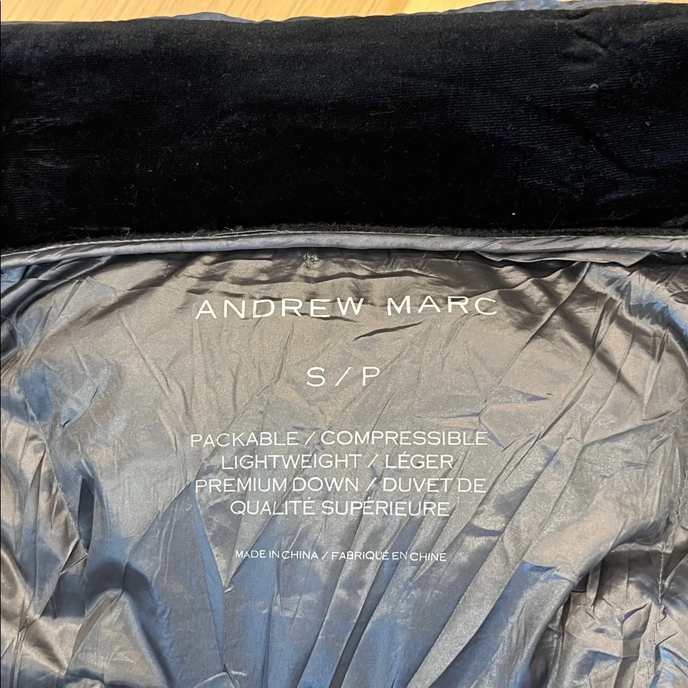 Andrew Marc packable 90% duck down hooded puffer - 650 fil power with pockets - Picture 9 of 12